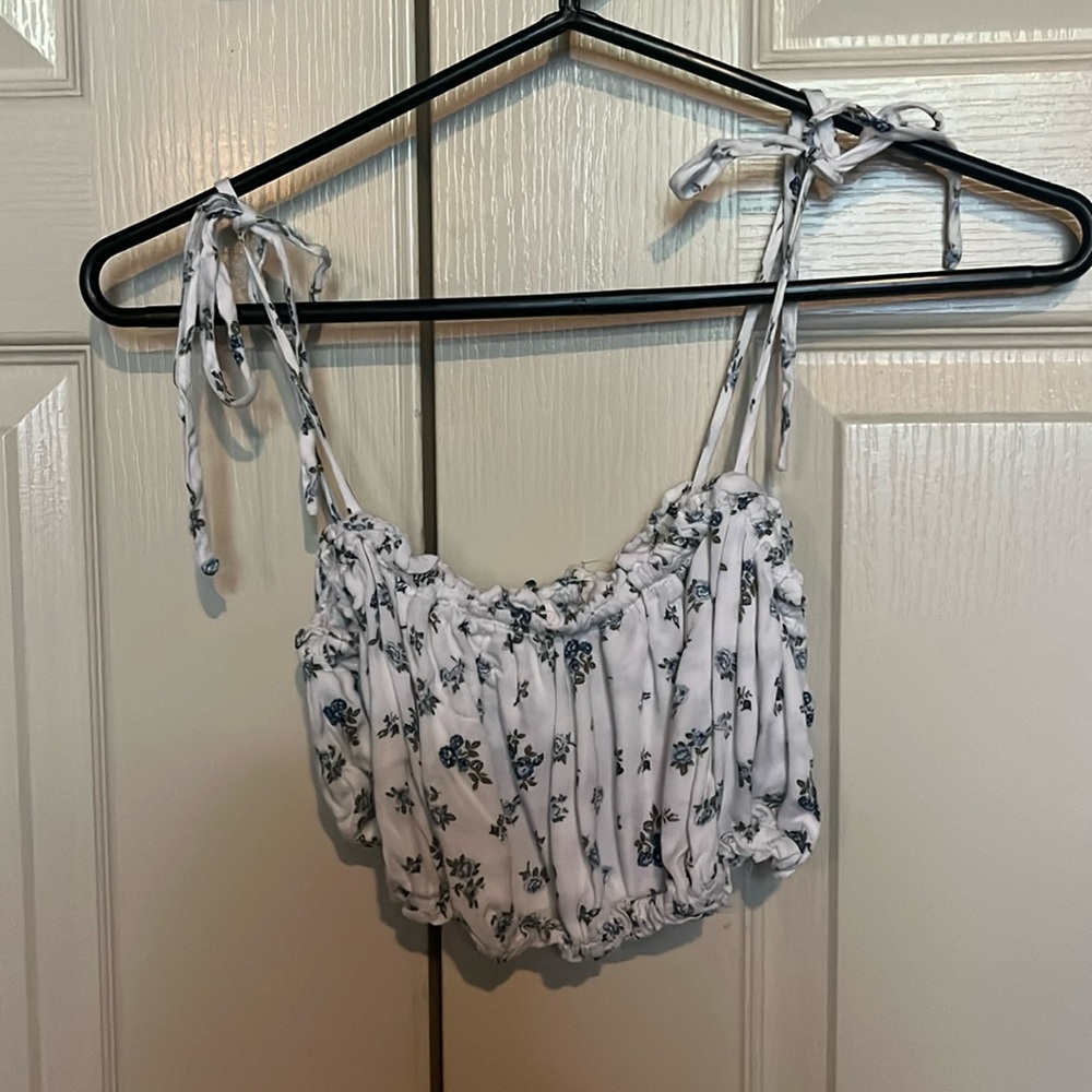 Pretty Floral Crop Top